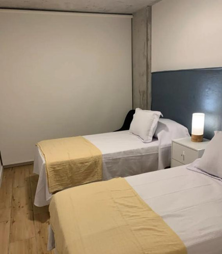 Imagen 8 de 23 de Divino Apartamento En Playa Mansa De 2 Dormitorios Para Alquilar - Solo Febrero