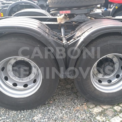 Imagem 8 de 10 de Iveco Hi Way 600s44t, Ano 2018/2019