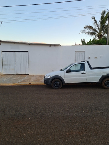 Casa 2 Quarto, Sala , Cozinha , Área, Churrasqueira.