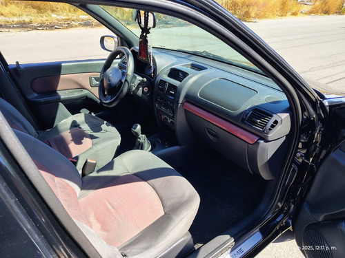 Renault Clio Versión Extreme Es Una Versión Especial