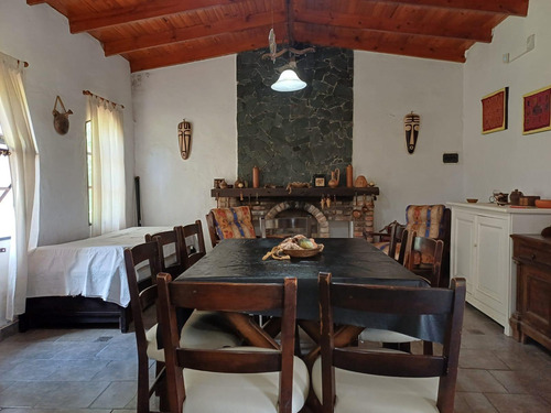 Casa En Venta Con Escritura Inmediata- Villa Parque Sicardi