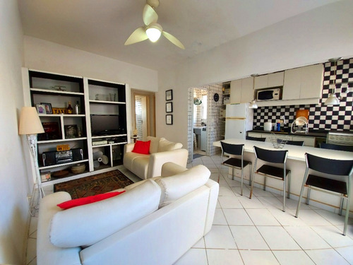 Imagem 1 de 12 de Cobertura Na Praia Da Enseada Com 1 Piscina - 2 Dormitórios - Lazer Completo - Praia Da Enseada - Guarujá/sp - Ap05266 - 68232125