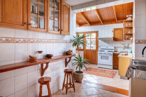Linda Ley Pereira 3 Pisos. Jardín (casa Ortúzar)