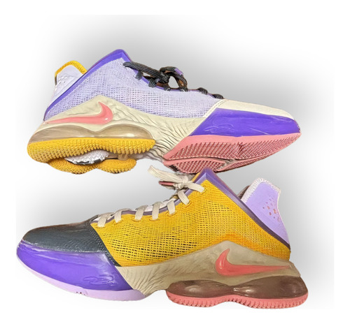 Championes De Basket Nike Lebron 19 Low ( Talle 9 Us)