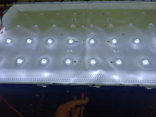 Tiras Led Enova 50d1u (kit Usado)