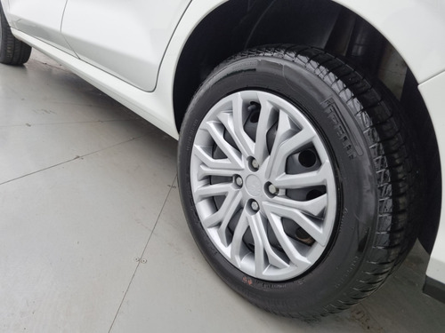 Fiat Cronos 1.3 FIREFLY FLEX DRIVE MANUAL