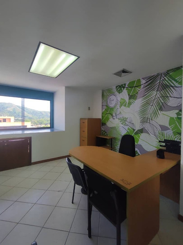 Imagen 6 de 6 de Camila Espinosa Alquila Oficina En Urb. El Parral Ccp El Parral, -valencia Carabobo
