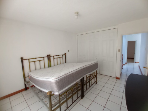 Imagen 16 de 27 de Vendo Preciosa Casa En Excelente Estado, 4 Dormitorios, Muy Cerca De San Lucas