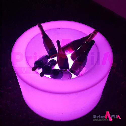 Alquiler De Living, Puff, Mesas, Sillones, Led! Zona Norte