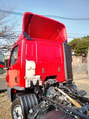 Imagem 2 de 11 de Mb 815 Accelo