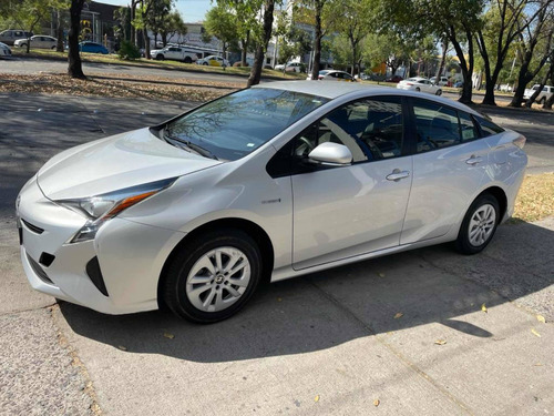 Toyota Prius 2018 1.8 Base Cvt