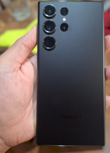 Samsung Galaxy S23 Ultra 1 Tera 12 Ram, Color Negro (Usado)