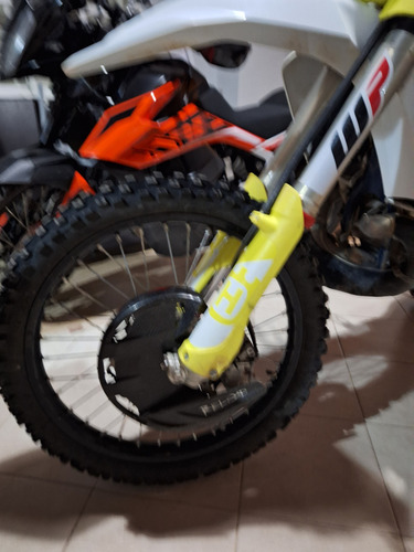 Husqvarna Te300i