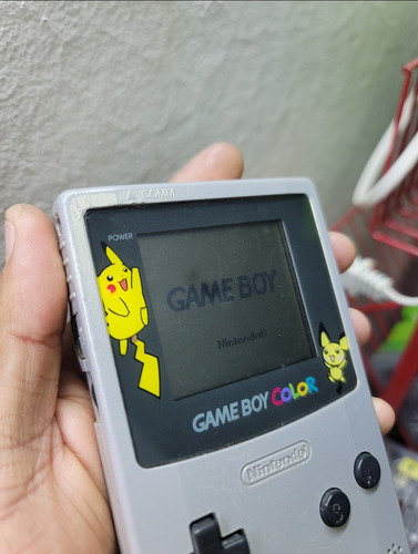Nintendo Game Boy Color Pokémon Gold And Silver. Dorado (Usado)