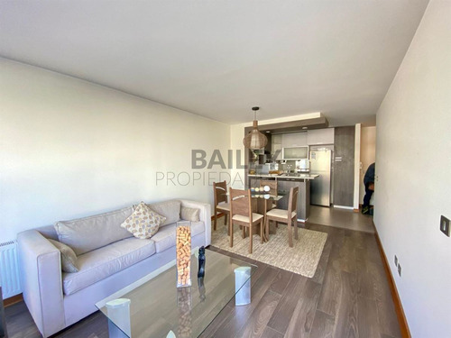 Departamento En Arriendo Amoblado De 2 Dorm. En Concón
