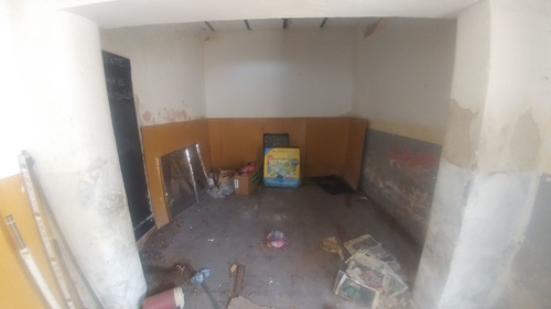 Imagen 7 de 13 de Dos Locales Con Terreno En Avenida Zona Sur