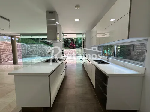 Casa En Arriendo En La Calleja. Cod A775894