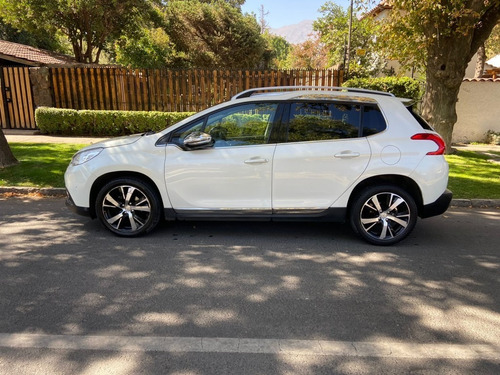 Imagen 5 de 15 de Peugeot 2008 Premier 1