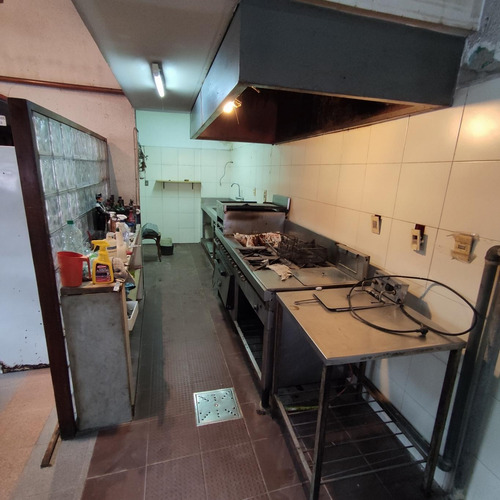 Imagen 6 de 13 de Local Comercial En Venta. Aguada