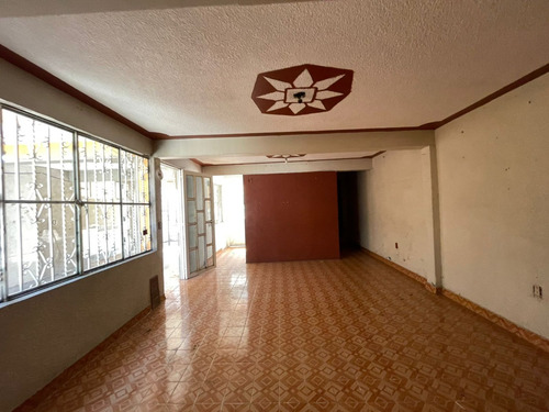 ¡vive O Invierte En Una Propiedad Con Alto Potencial En Ecatepec! Casa En Venta En Lazaro Cardenas, Ecatepec De Morelos