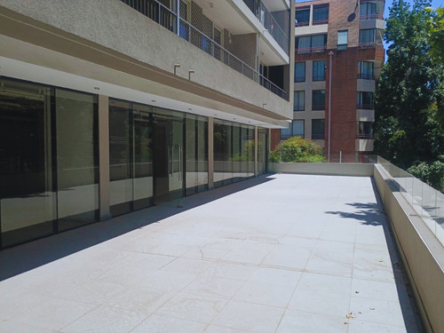 Local Comercial Amplio Con Terraza En Providencia, Placa Com