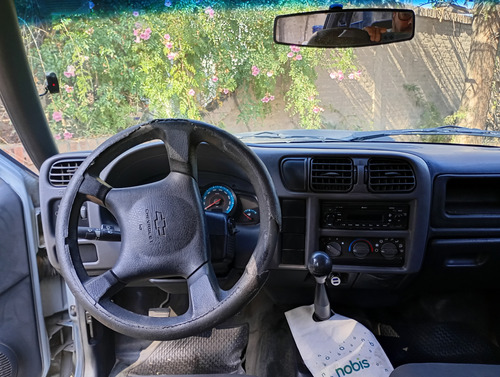 Chevrolet S10 2.8 Std 4x2
