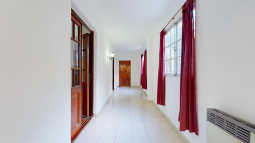 Imagen 2 de 28 de Casa En La Plata Calle 74 E/ 9 Y 10 - Dacal Bienes Raices