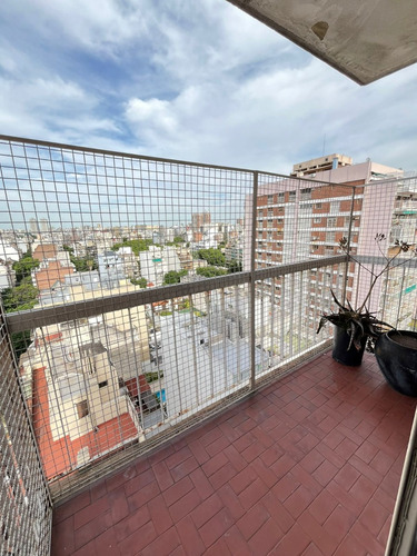 Flores-departamento En Venta 3 Amb-apto Credito-todo Luz-a 3 Cuadras Av. Rivadavia, Subte Linea A Y Ffcc Sarmiento-estado Impecable