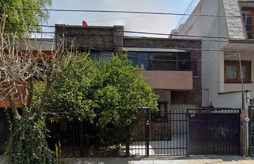 Casa A La Venta En La Alcaldia Miguel Hidalgo, Maravilloso Remate Bancario