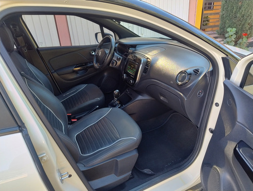 Renault Captur 2.0 Iconic At