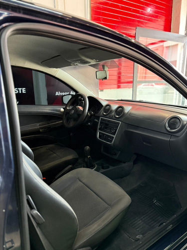 Volkswagen Saveiro 1.6 Gp Cs 101cv Aa+dh