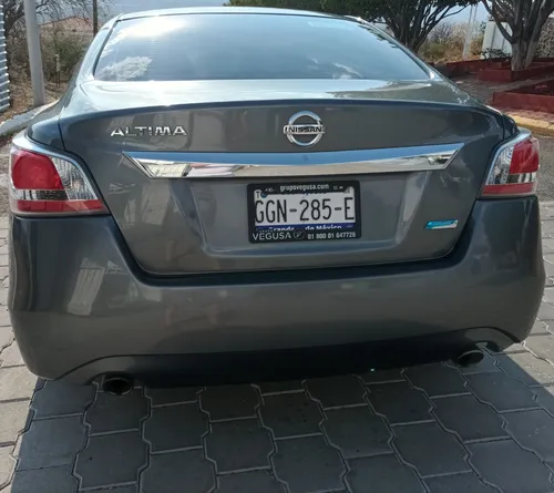 Nissan Altima 2.5 Advance Cvt