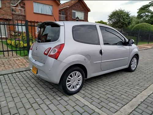 Renault Twingo 1.2 Access +