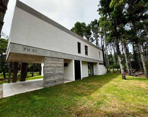 Casa  En Venta En Pinamar, Costa Atlántica, Buenos Aires