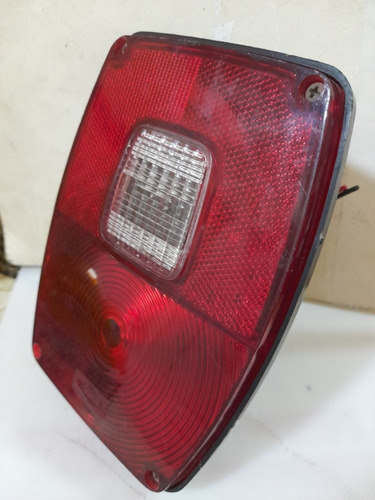 Faro Stop Cuadrado Universal Camiones Ford 350 750 Jeep Cj5