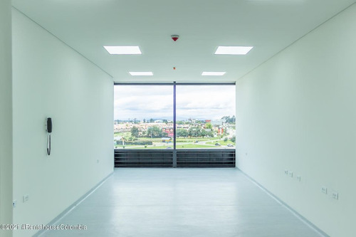 Imagen 11 de 28 de Comercial En Vereda Calahorra Rah Co: 23-119