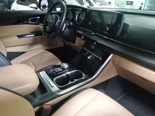 Kia Carnival Zenith At 3.5 4x2