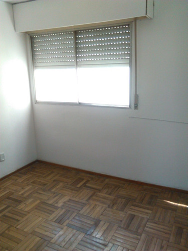 Imagen 10 de 14 de Dueño Vende En Inmejorable Zona, Jaime Cibils Y Av Centenario, 1 Dorm, 2ºpiso U$ 110.000