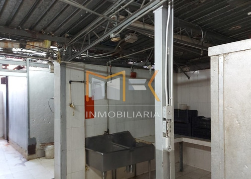 Se Vende Fondo De Comercio En Catia Carnicería Activa , Zona Comercial Pleno Centro De Catia