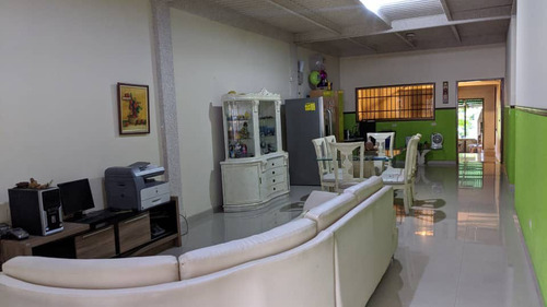 Beraca 007 Ofrece En Venta Casa En Sector Valle Verde- Limón, Maracay.