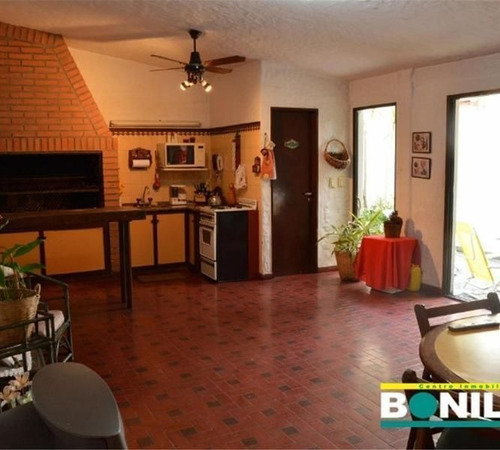 Imagen 21 de 25 de Casa 5 Ambientes Venta Villa Pueyrredon
