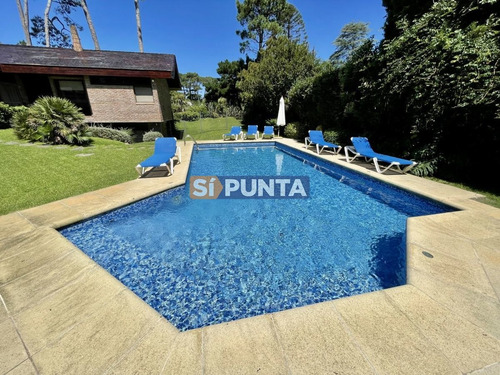 Imagen 13 de 30 de Espectacular Residencia En Zona Residencial, Ideal Para Vivir Todo El Año