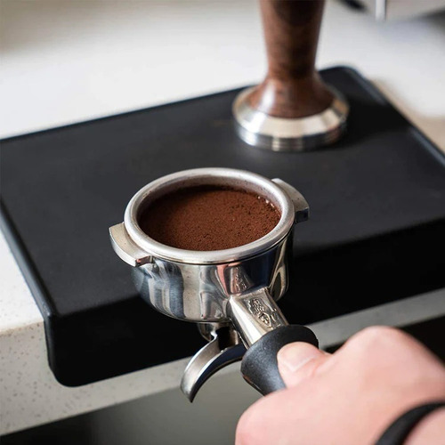 Imagen 2 de 3 de Tamper Mat En Silicona Para Prensar Café Esencial Baristas