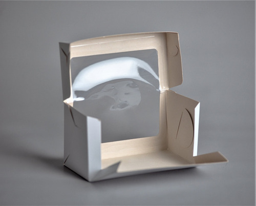 Imagen 2 de 3 de Caja C/ Visor Pvc 18x9x10 Cm (x50 U.) Porción - 051 Bauletto