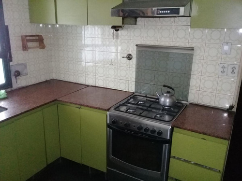 Imagen 2 de 8 de Casa A Refaccionar En Lote Propio