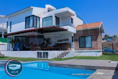 Imagen 1 de 19 de Venta De Casa En Lomas De Cocoyoc