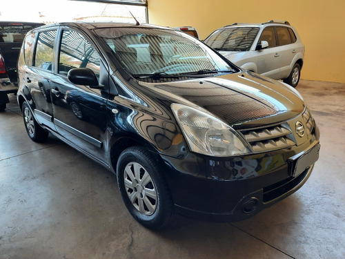 Imagem 2 de 8 de Livina 1.6 Mec. 5 LG 2012