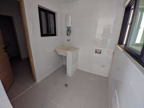 Apartamento En La Zona Universitaria Proximo A Entrega