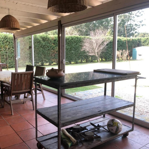 Casa En Venta - 2 Dormitorios 2 Baños - Baradero
