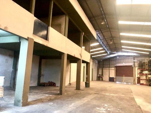 Imagen 6 de 9 de Alquiler Galpón 1200m2 En Lanús Oeste